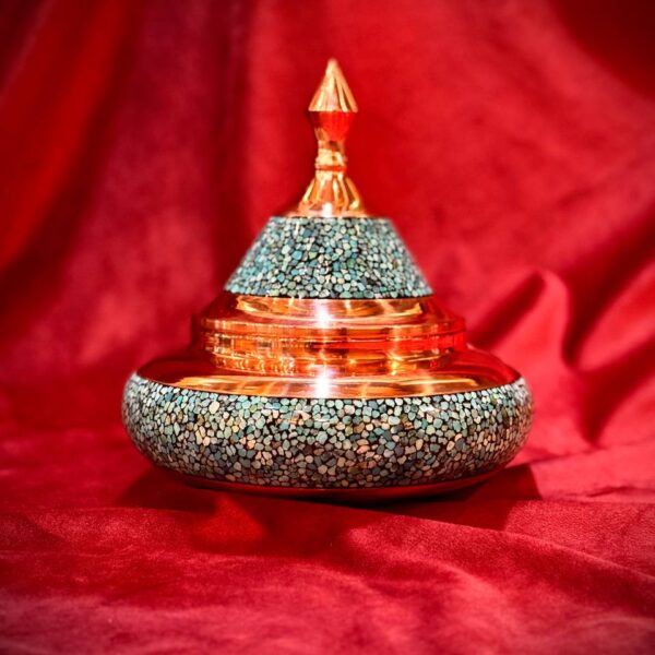 شکلات خوری سفینه ای فیروزه کوبی